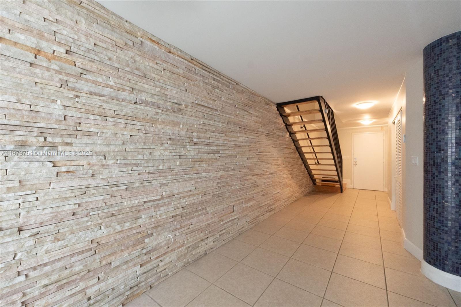 THE MONARCH GROVE CONDO - Residential