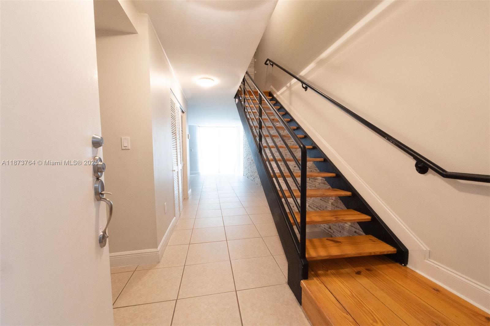 THE MONARCH GROVE CONDO - Residential