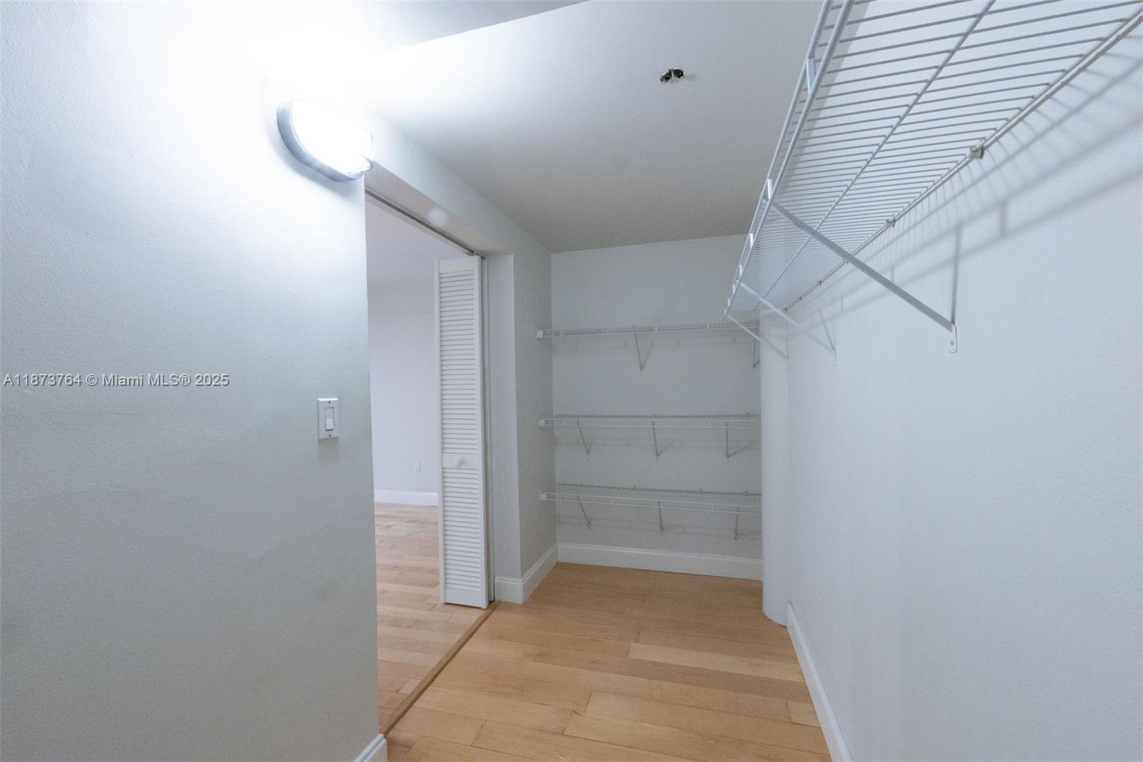 THE MONARCH GROVE CONDO - Residential