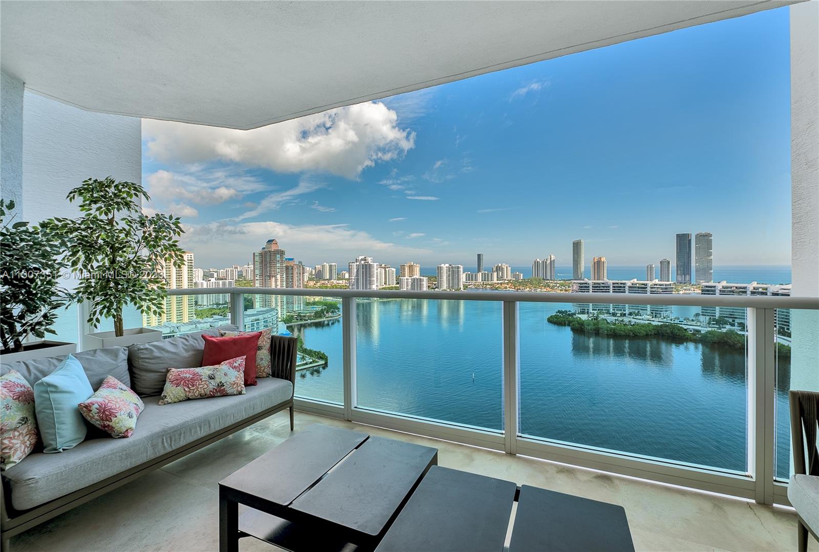 Location Location! Stunning views in luxurious The Peninsula II Condo, This lower PH is one of the most sought after properties in Aventura. Flow through this 3,524 SF unit. 4 Bed, 4.5 Bath, plus Den/office/media room has open style kitchen, laundry room, custom closets, wine room, storage 3 balcony's, and large storage under AC. East/West open balconies with breathtaking, unobstructed views to the ocean, intracoastal and city. This is a ready to move in dream, just a few minutes from Aventura Mall, Bal Harbor Shops and the Beach /full impact sliding glass doors & windows,/high end appliances/electric shades. A Must See!!
Full renovated outstanding common areas, 24 h security/2 swimming pools/3 tennis courts/BBQ area, play center for kids/full service Spa and Gym with daily classes.