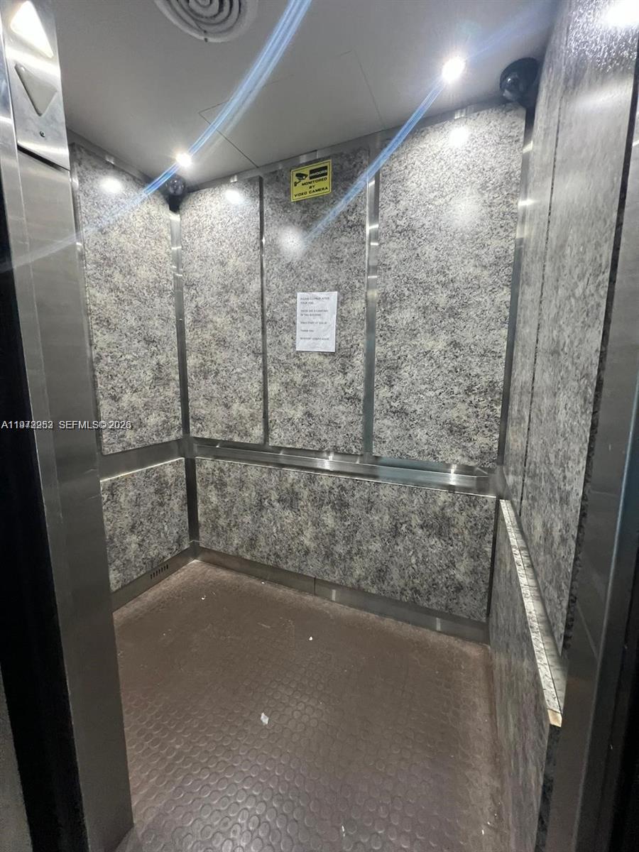 NEWPORT CONDO - Residential