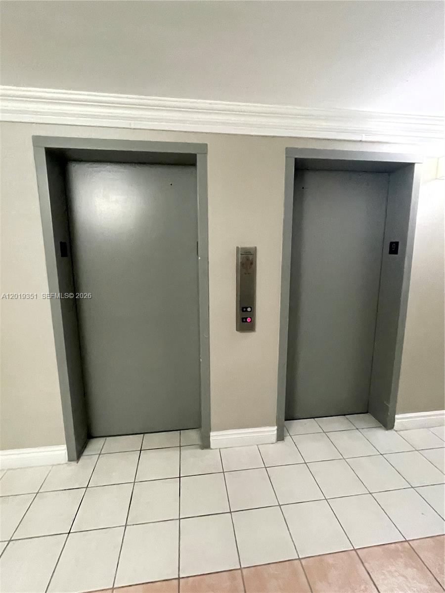 BURLEIGH HOUSE CONDO - Residential