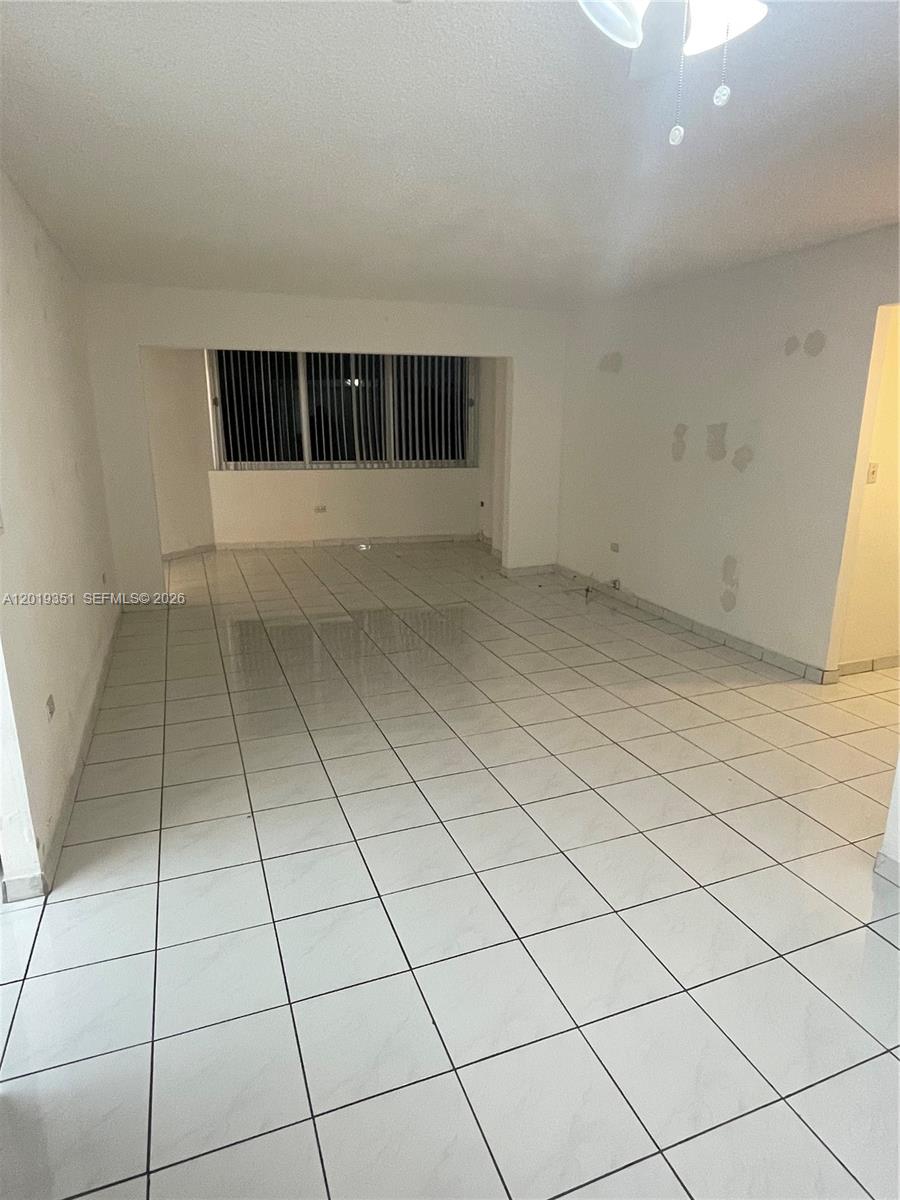 BURLEIGH HOUSE CONDO - Residential