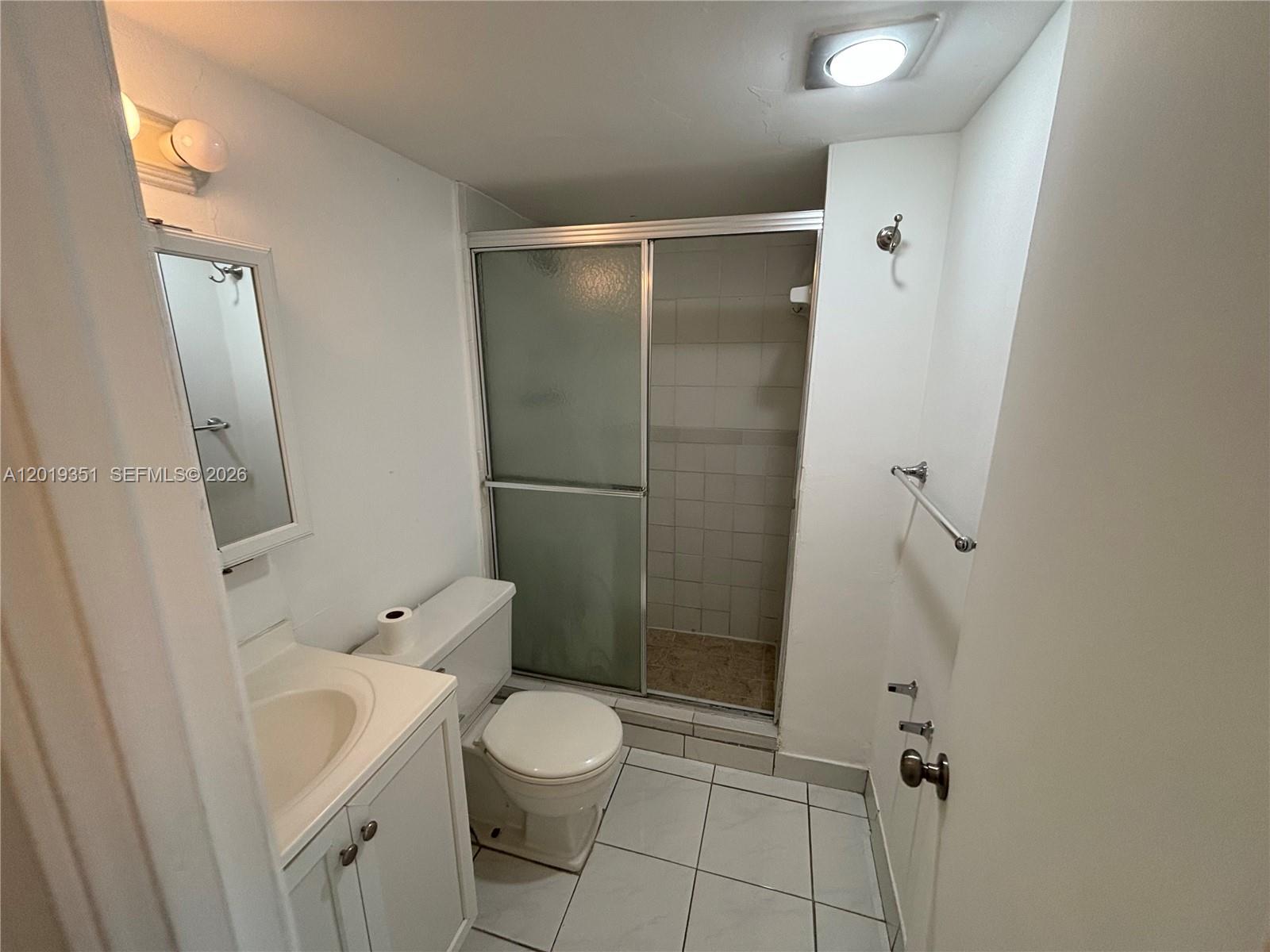 BURLEIGH HOUSE CONDO - Residential