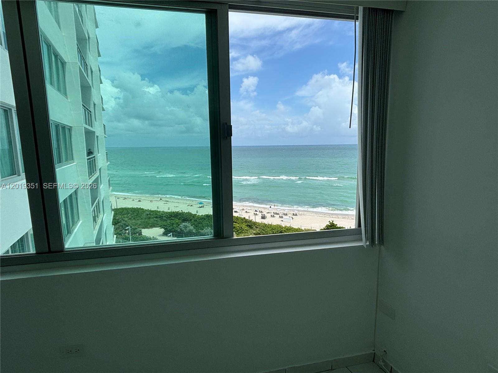 BURLEIGH HOUSE CONDO - Residential