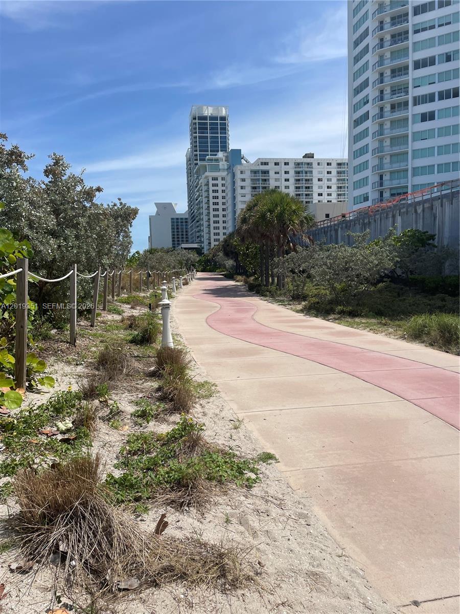 BURLEIGH HOUSE CONDO - Residential