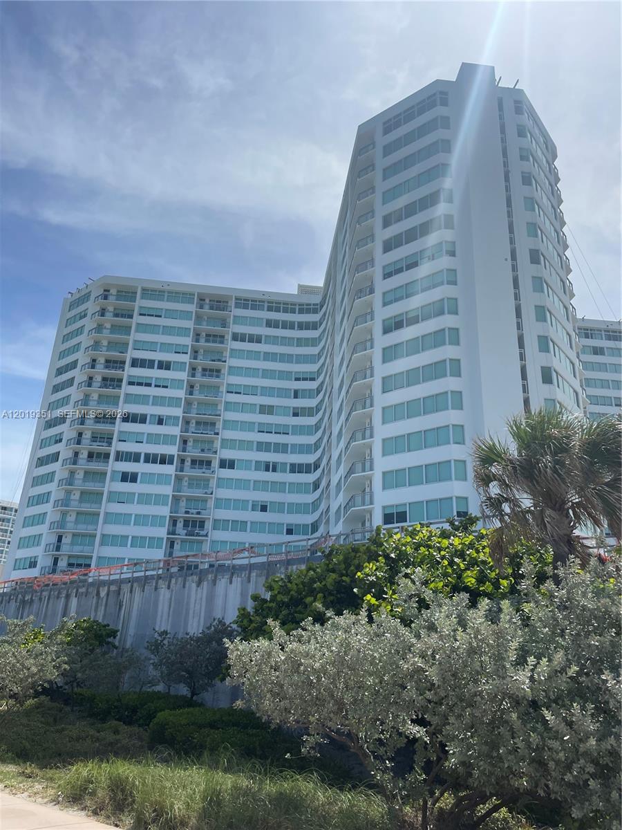 BURLEIGH HOUSE CONDO - Residential