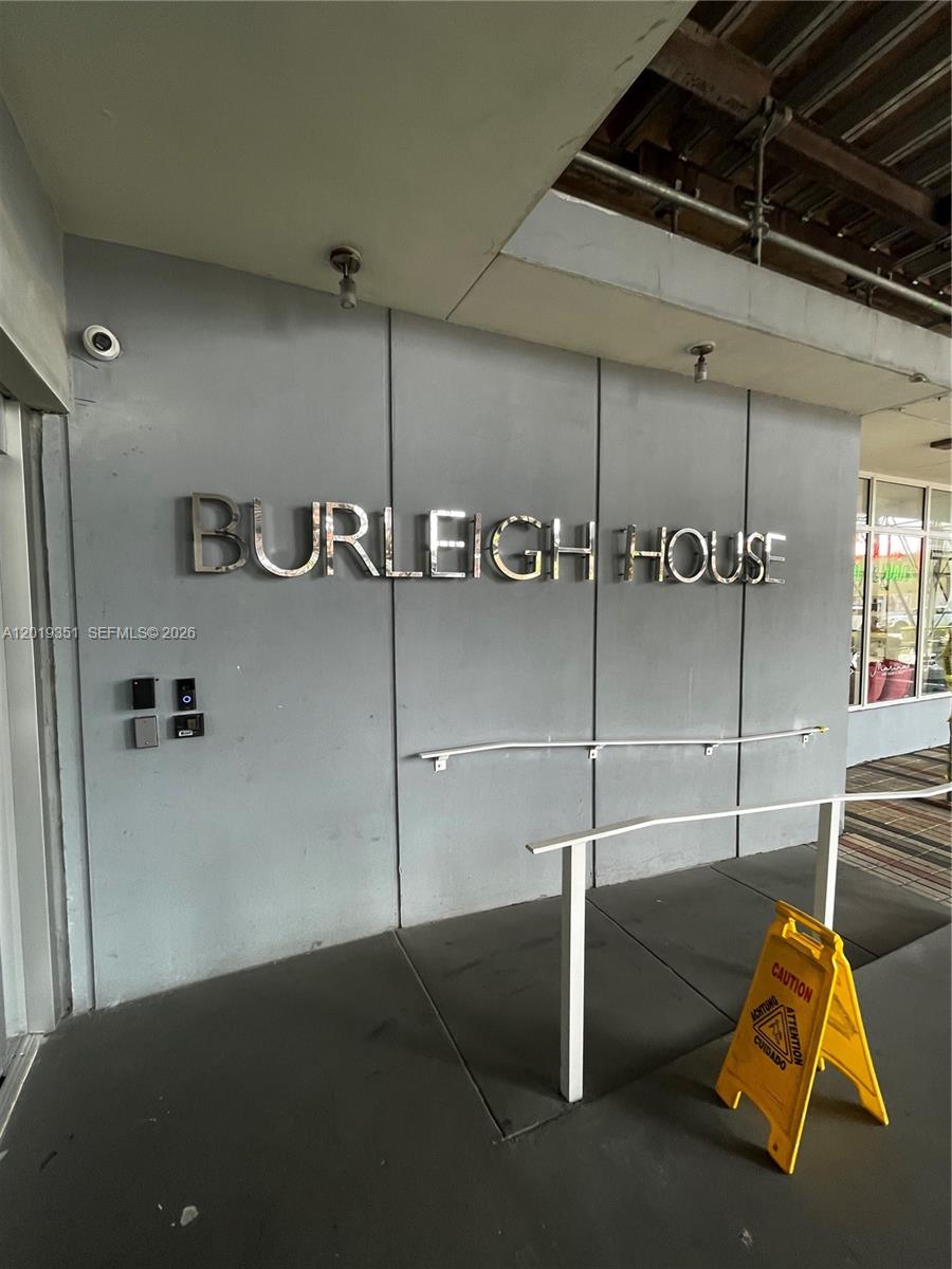 BURLEIGH HOUSE CONDO - Residential