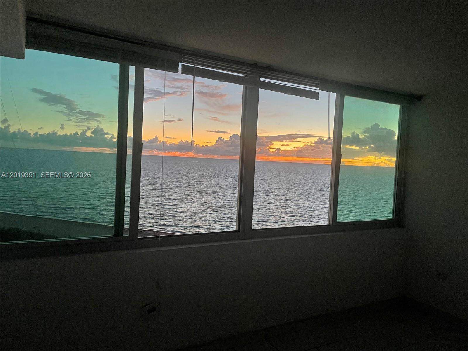 BURLEIGH HOUSE CONDO - Residential