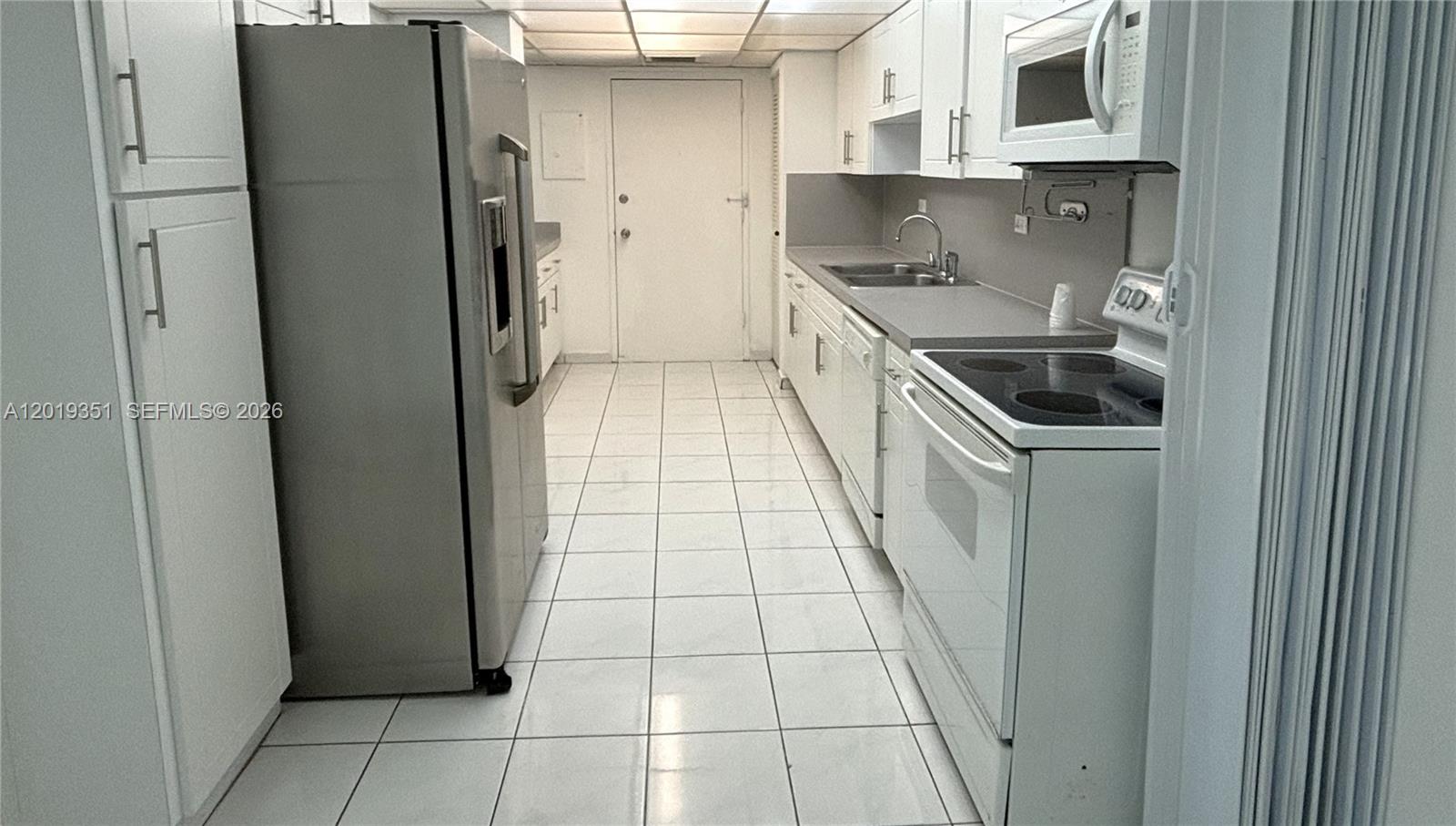 BURLEIGH HOUSE CONDO - Residential