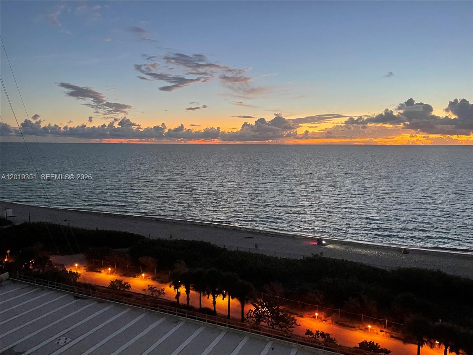 BURLEIGH HOUSE CONDO - Residential