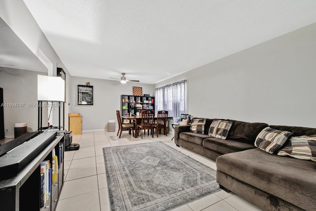 Photo of 2700 S University Dr #3C, Davie, FL 33328 (MLS # A11994747)