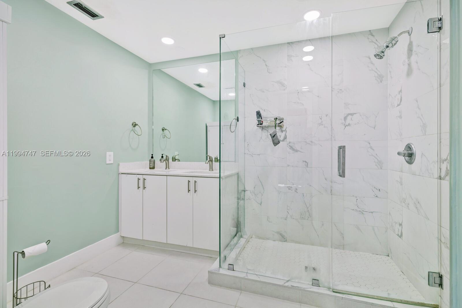 UNIVERSITY VILLAGE EAST I - Residential