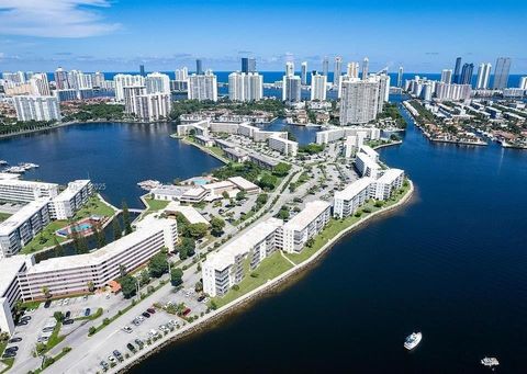 2920 Point East Dr N311 Aventura FL 33160