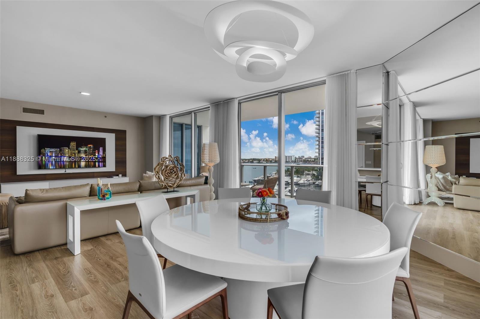 MARINA PALMS RESIDENCES N - Residential