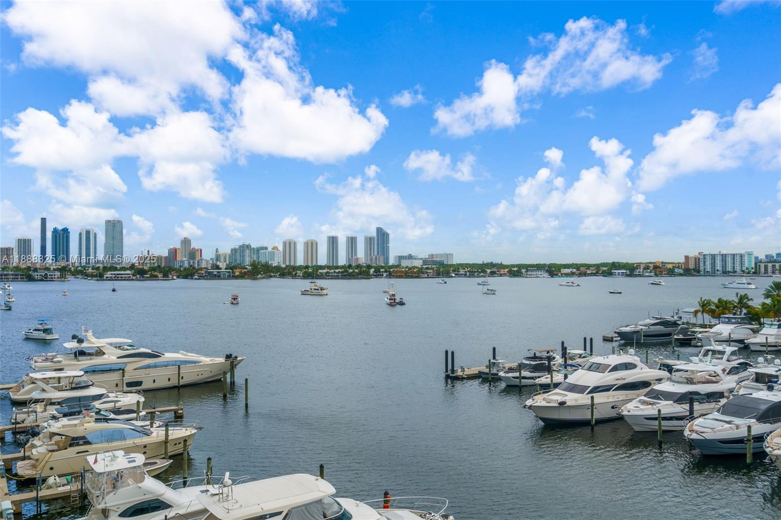 MARINA PALMS RESIDENCES N - Residential