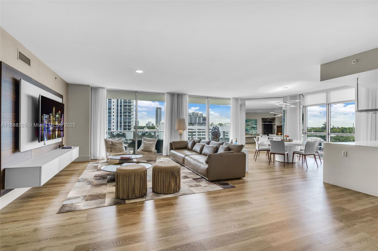 MARINA PALMS RESIDENCES N - Residential