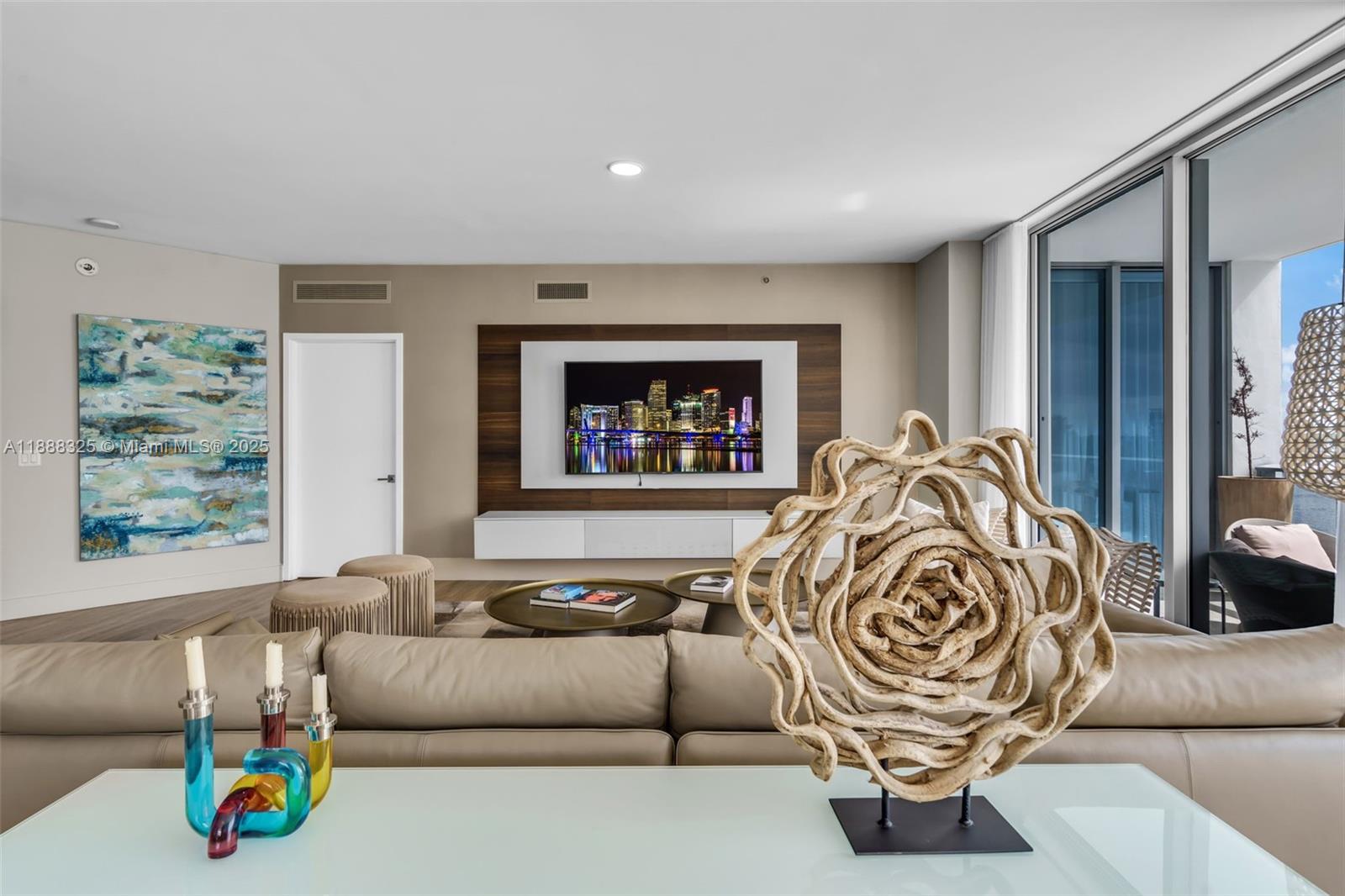 MARINA PALMS RESIDENCES N - Residential