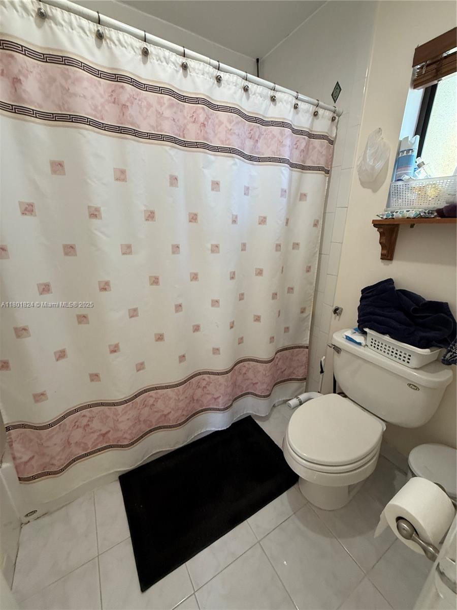 VILLA VENEZIA CONDO PH X - Residential