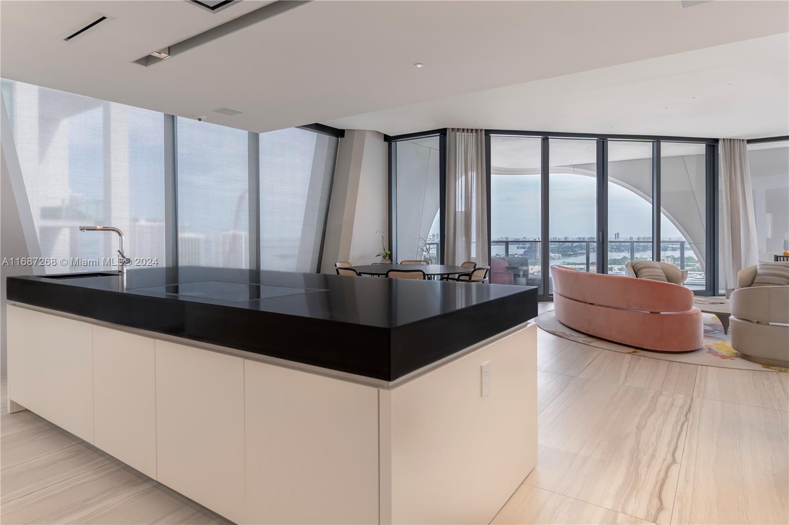 ONE THOUSAND MUSEUM CONDO - Residential