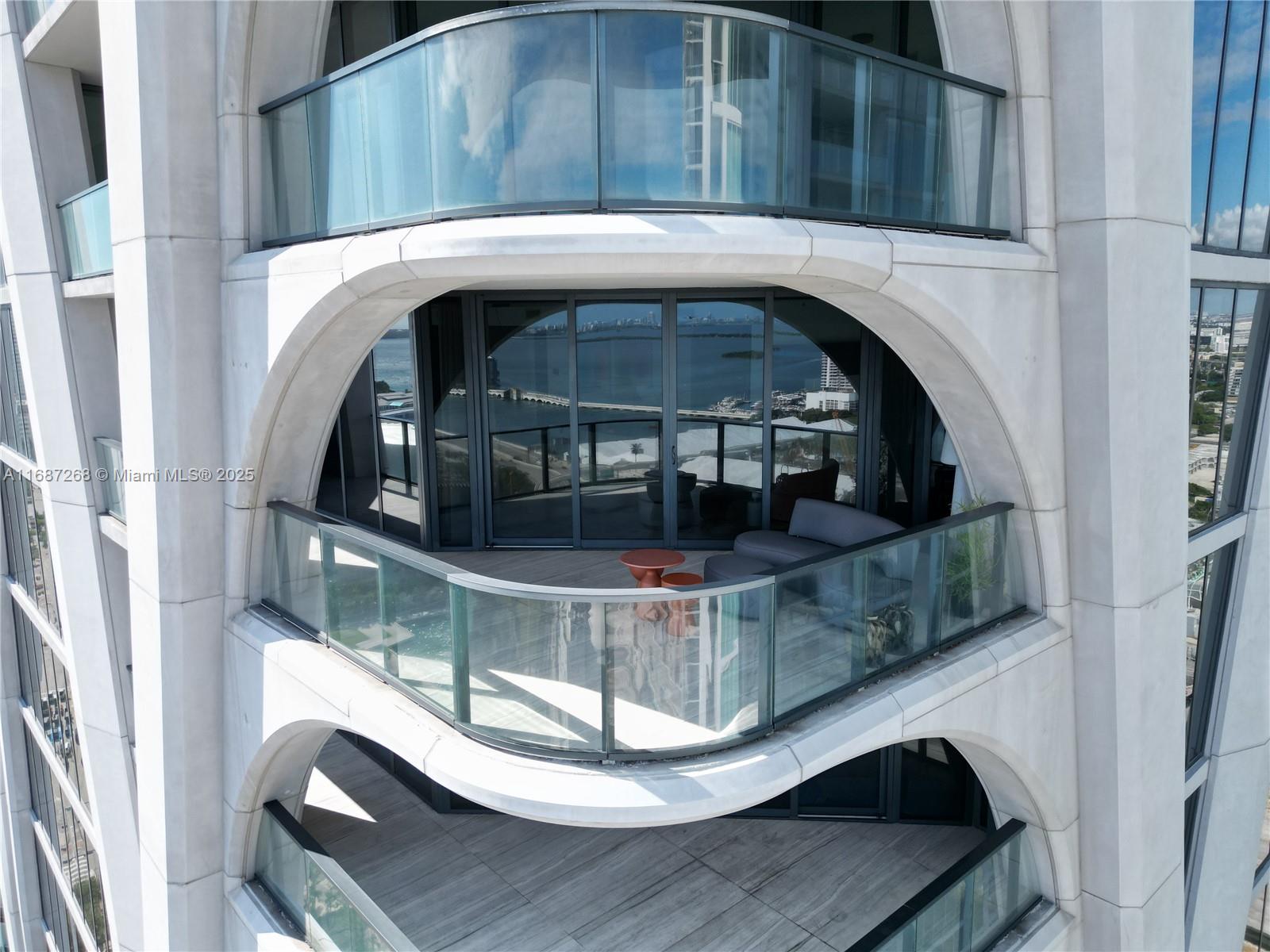 ONE THOUSAND MUSEUM CONDO - Residential