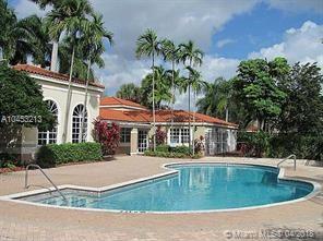 VILLAS DE VENEZIA - Residential Lease