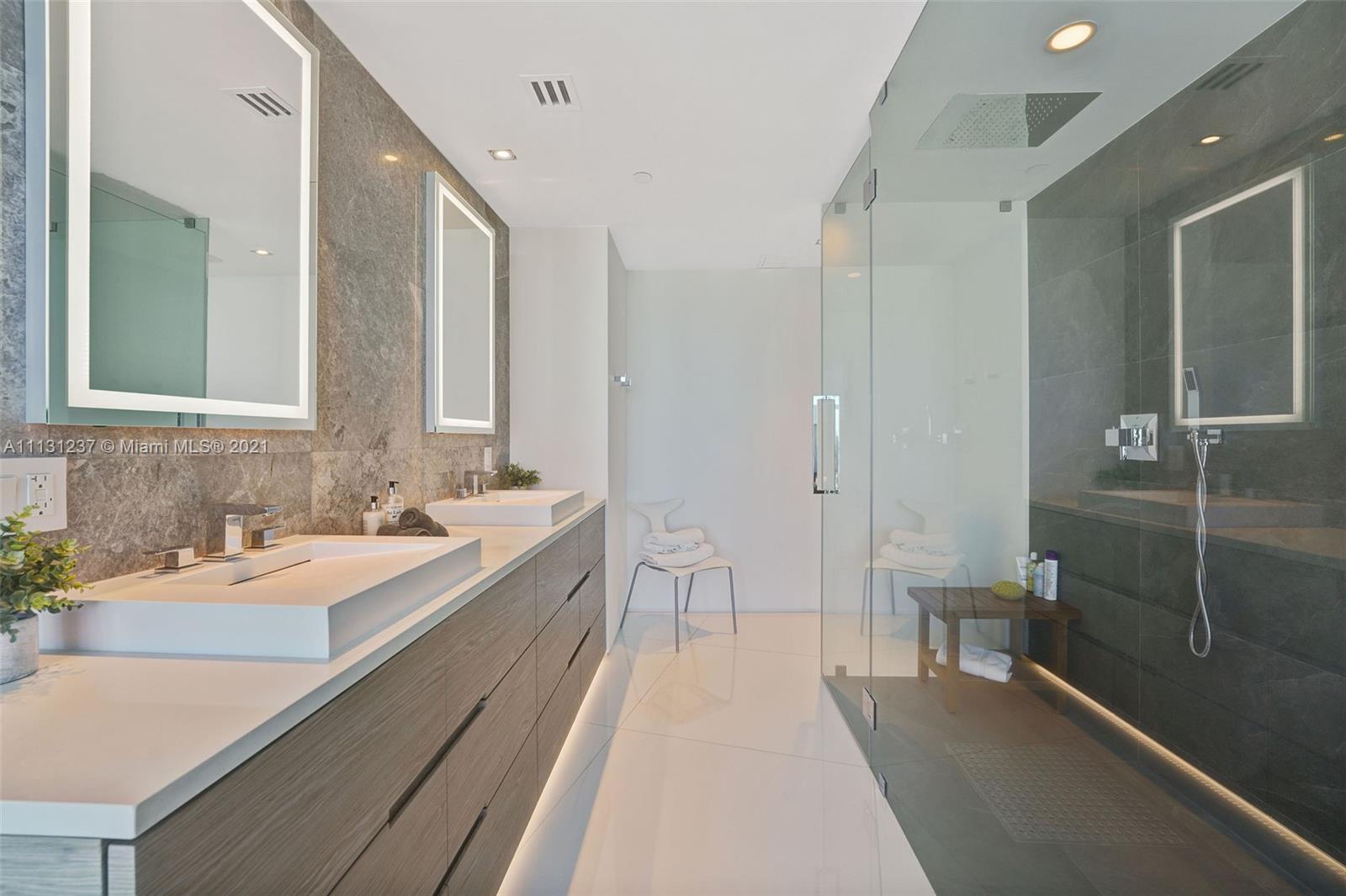 Portofino Towers - Residential