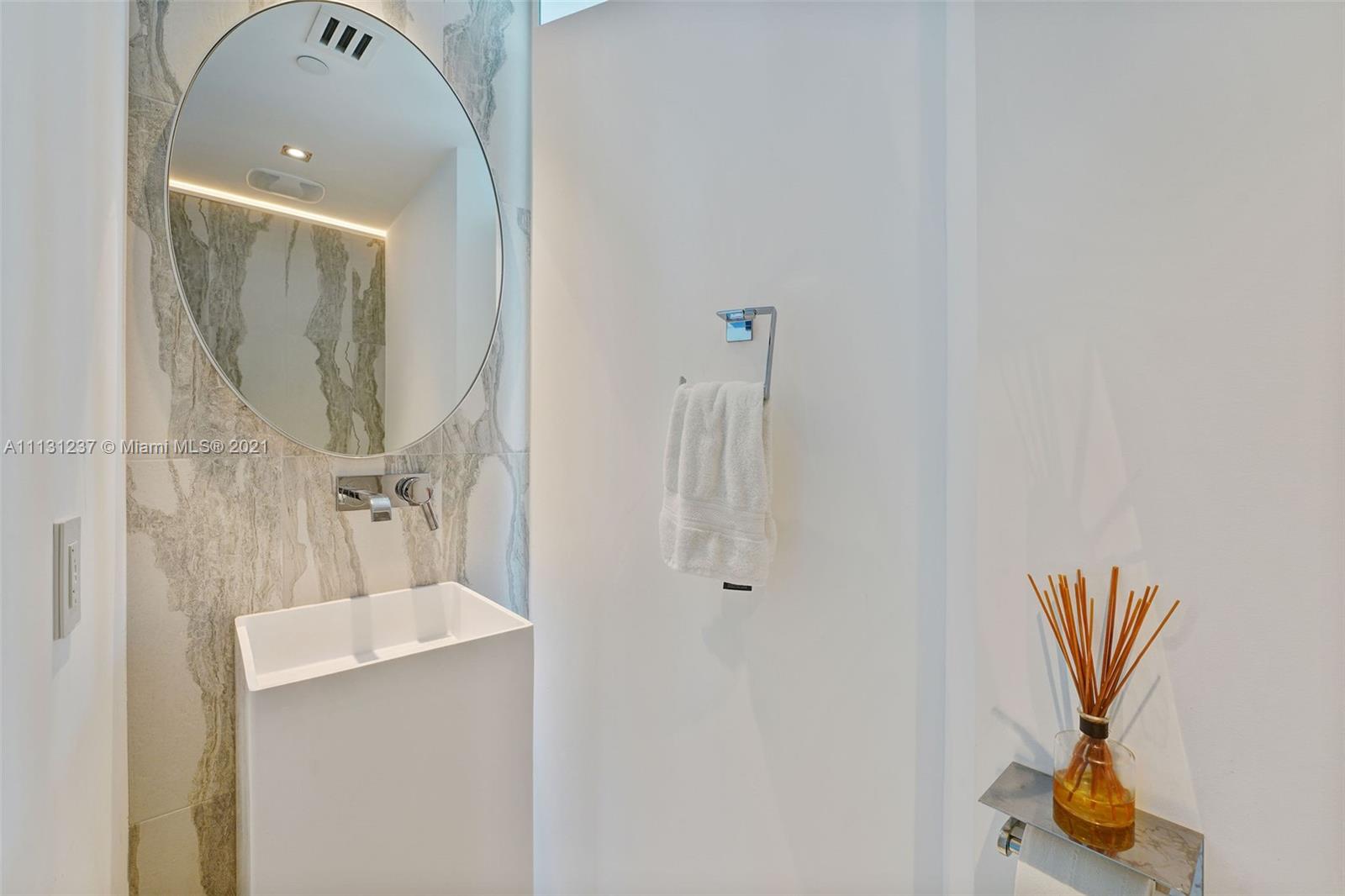 Portofino Towers - Residential