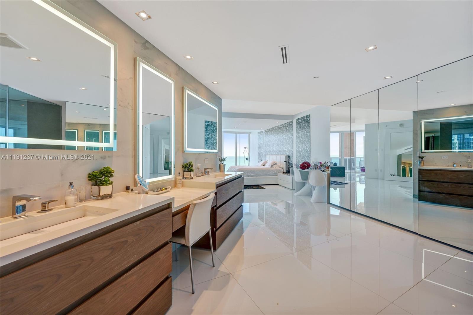 Portofino Towers - Residential