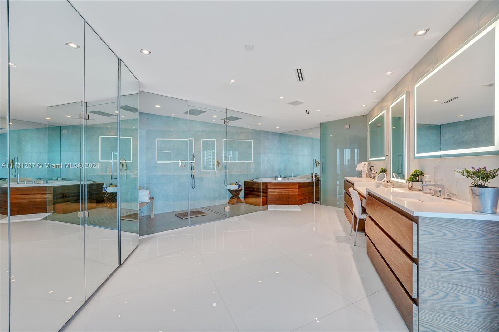 Portofino Towers - Residential