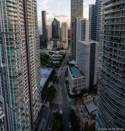 BRICKELL FLATIRON CONDO - Residential Lease
