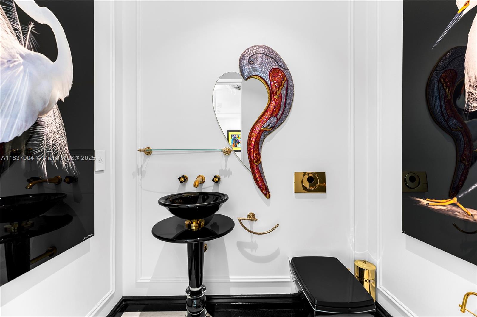 IL VILLAGGIO ON SOUTH BEA - Residential