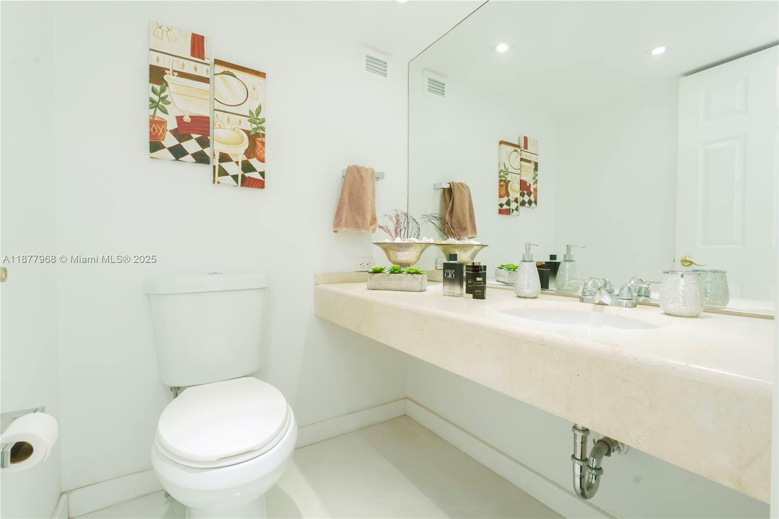 AQUASOL CONDO - Residential