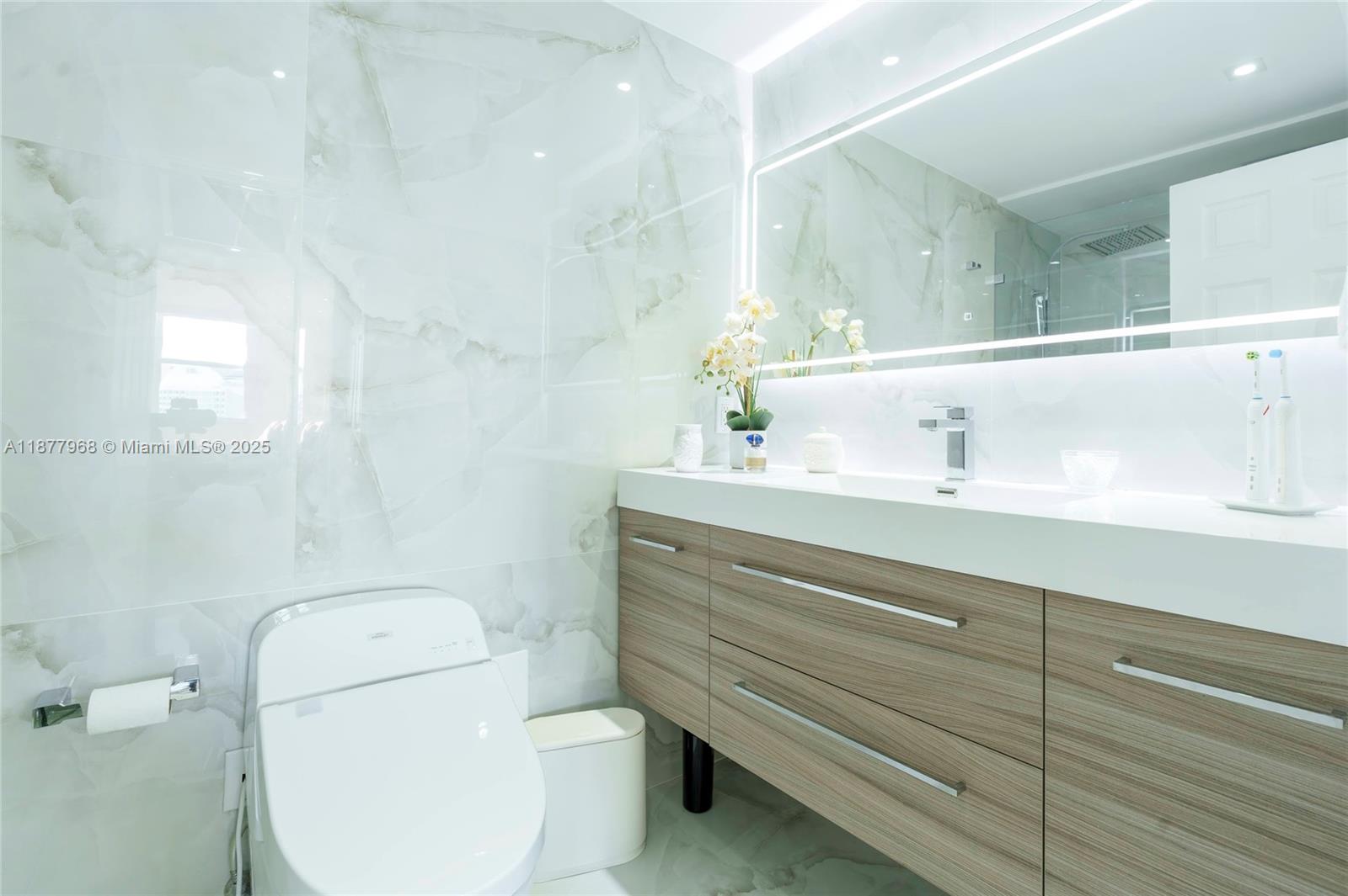 AQUASOL CONDO - Residential