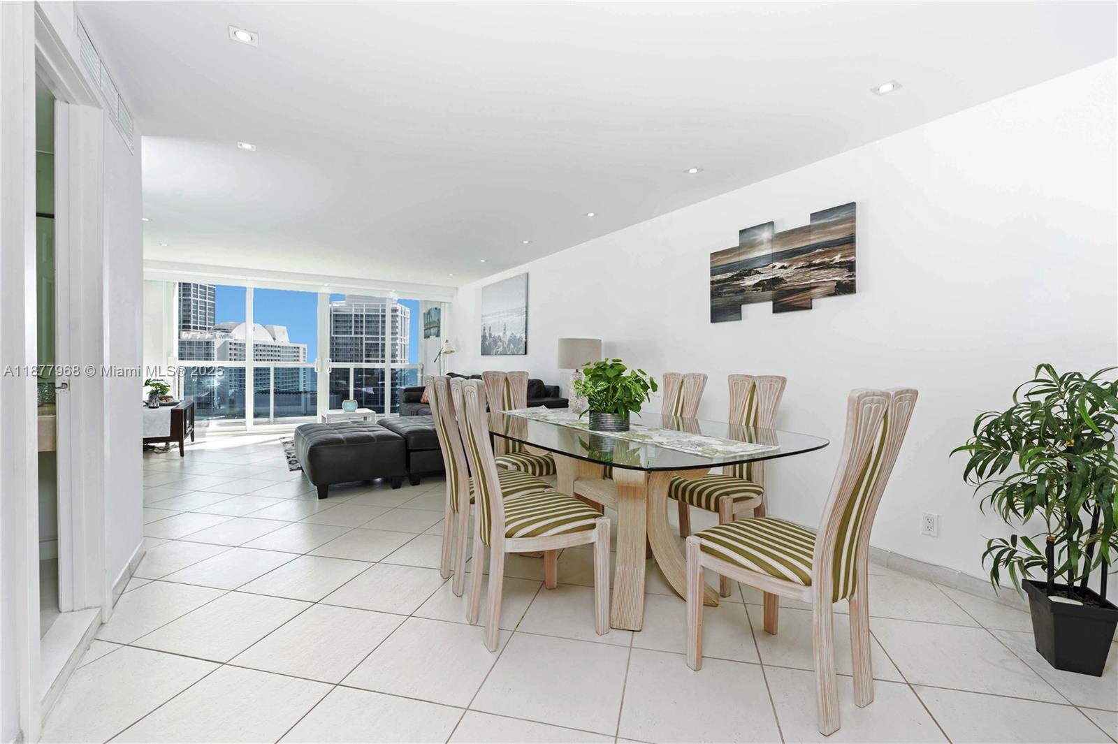 AQUASOL CONDO - Residential