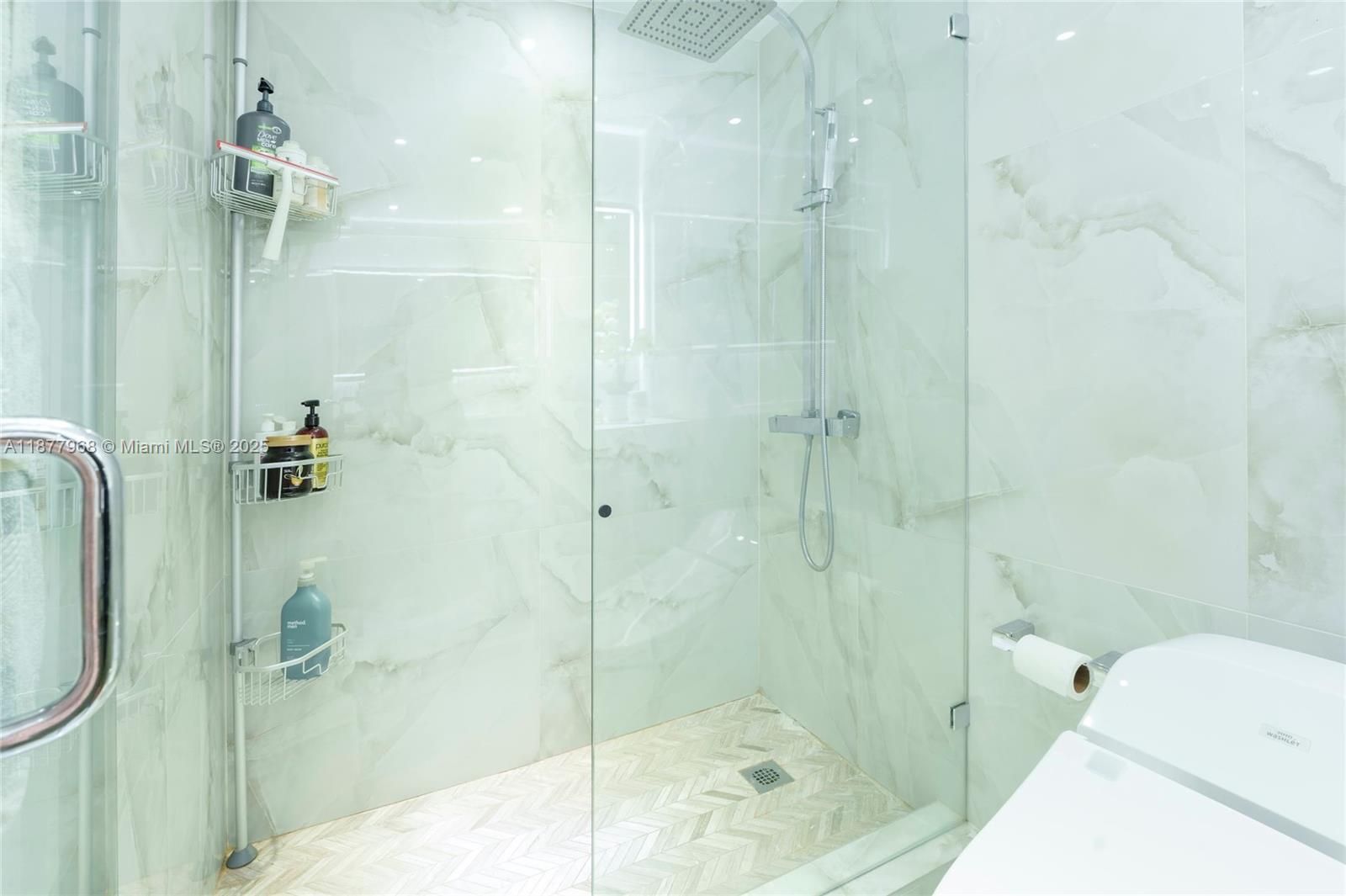 AQUASOL CONDO - Residential