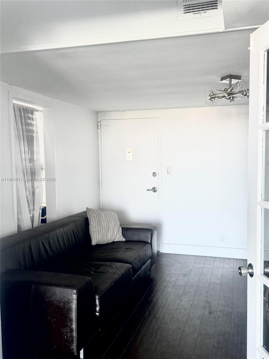 MIRADOR 1200 CONDO - Residential