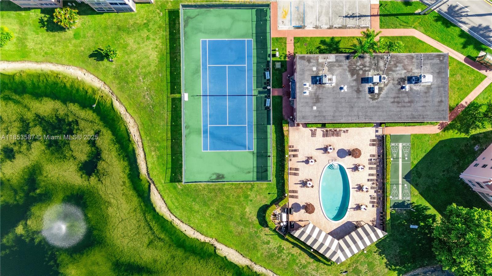 SUNRISE LAKES 134 CONDO - Residential