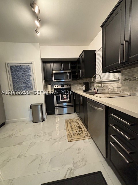 180 NE 82nd Ter L