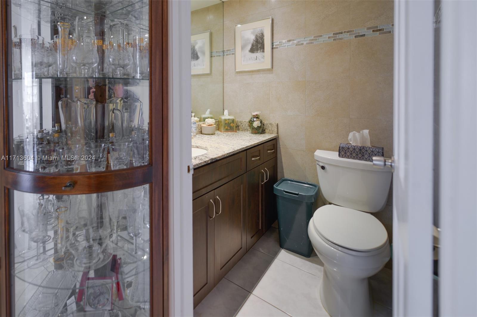 HEMISPHERES CONDO - Residential