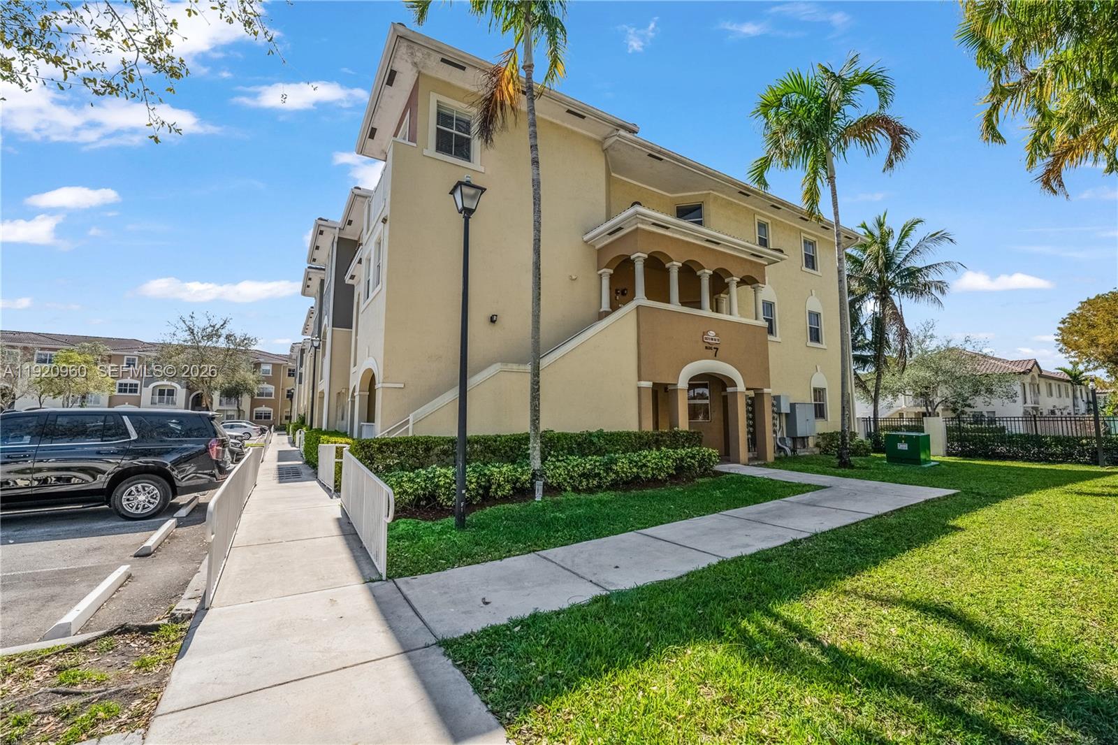 CORONADO AT DORAL III CON - Residential Lease