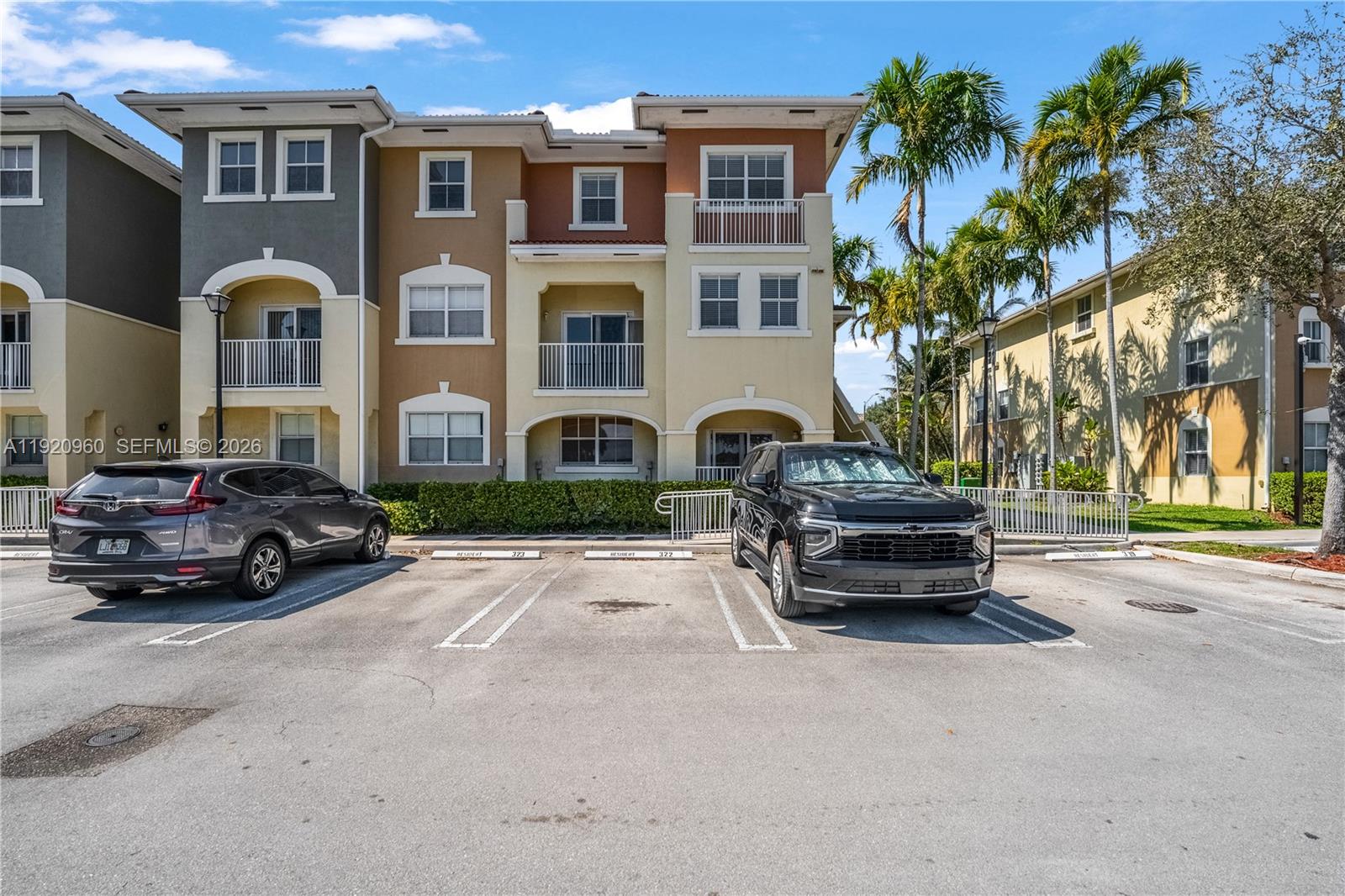 CORONADO AT DORAL III CON - Residential Lease