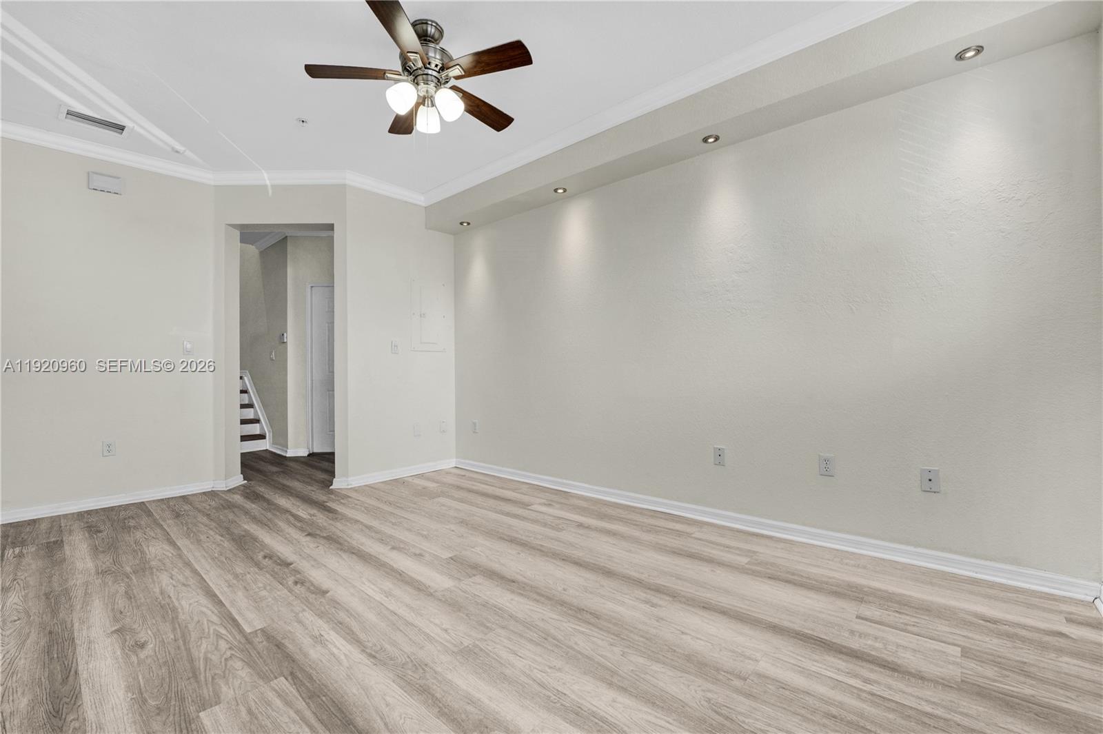 CORONADO AT DORAL III CON - Residential Lease