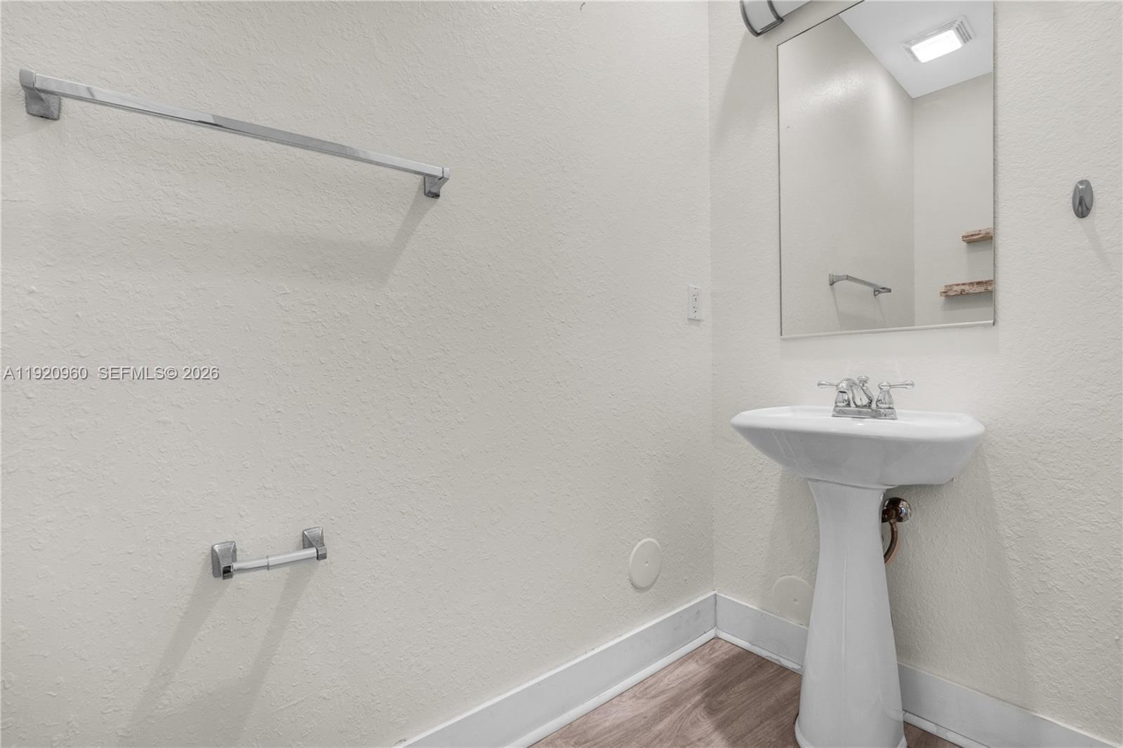 CORONADO AT DORAL III CON - Residential Lease