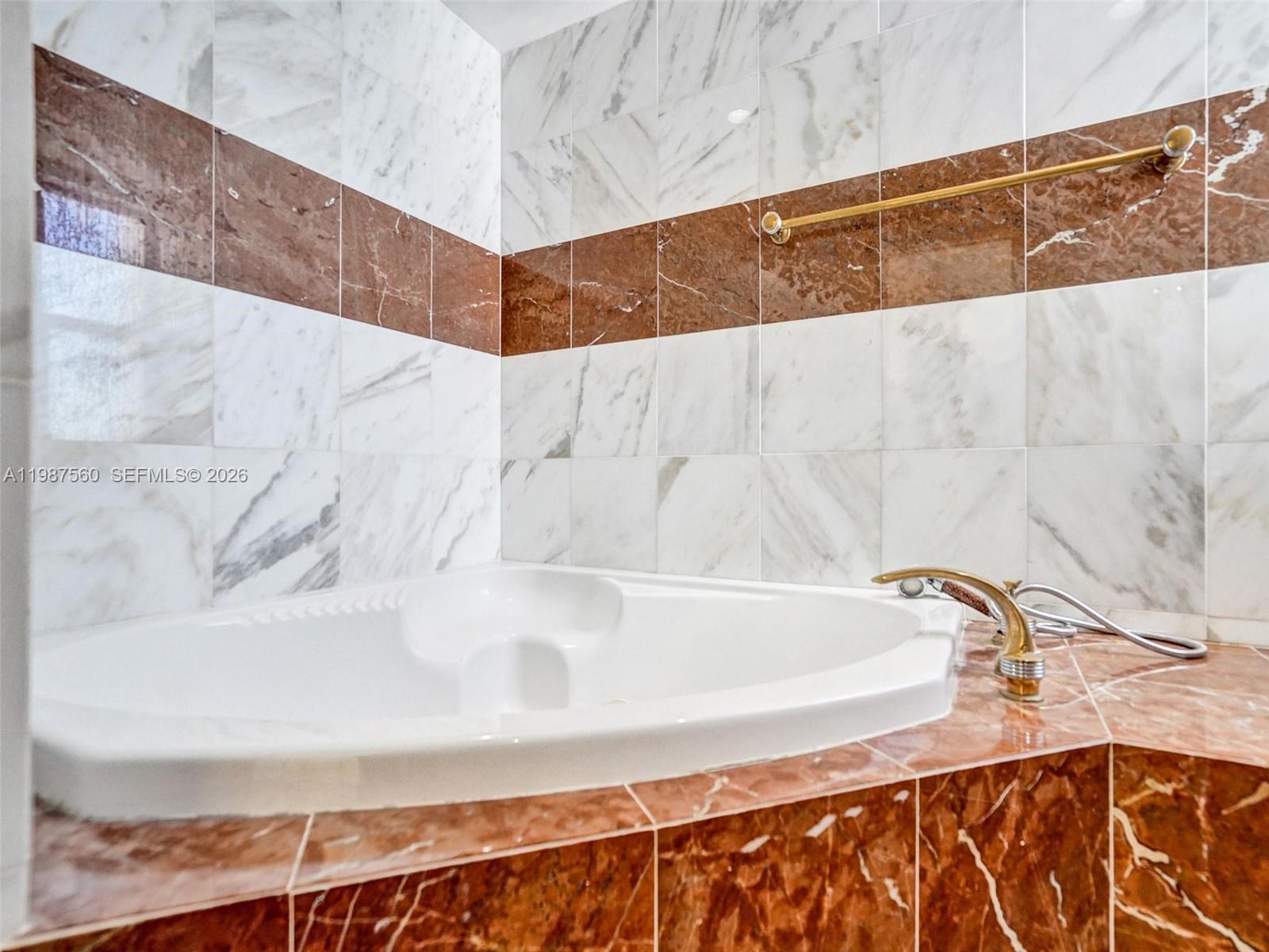 TRAFALGAR TOWERS CONDOMIN - Residential Lease