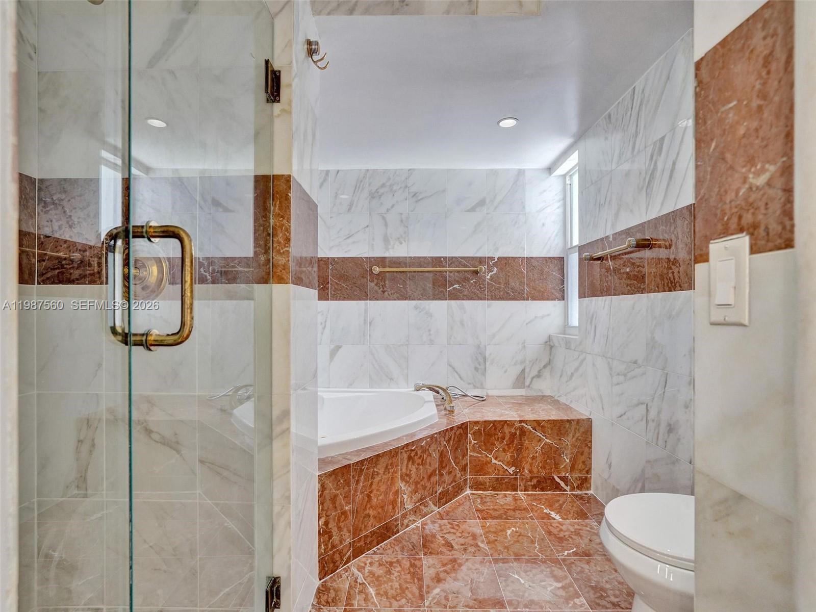 TRAFALGAR TOWERS CONDOMIN - Residential Lease