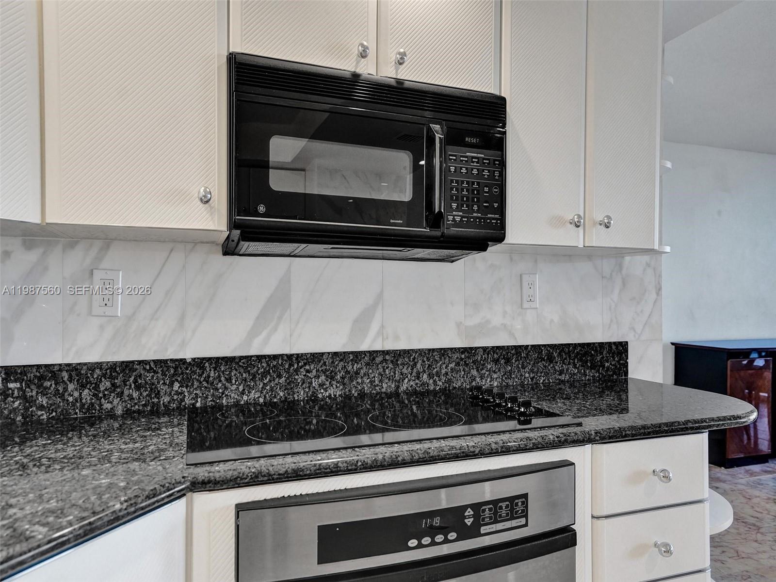 TRAFALGAR TOWERS CONDOMIN - Residential Lease