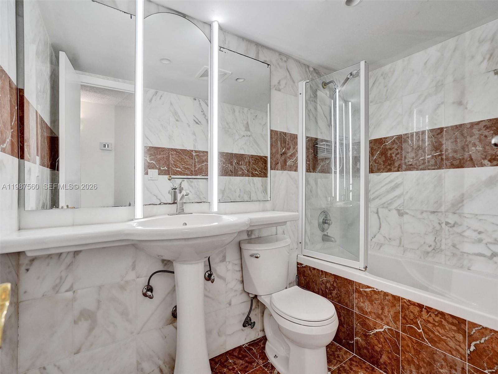 TRAFALGAR TOWERS CONDOMIN - Residential Lease