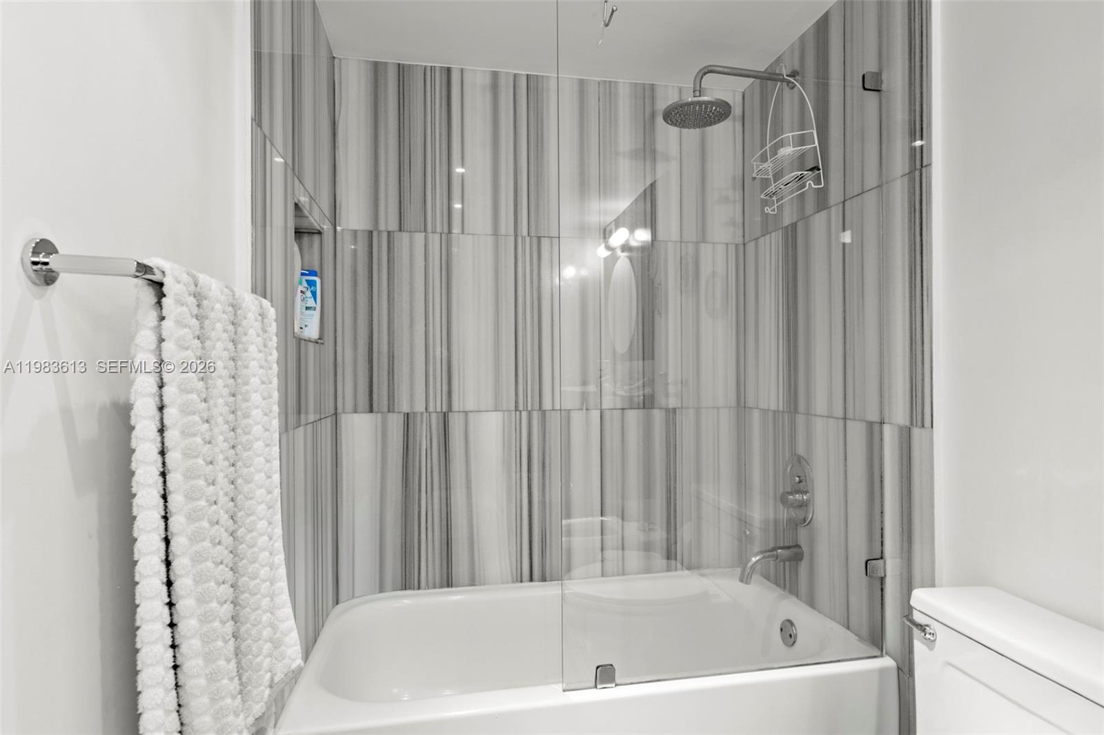 OLYMPUS CONDO PHASE - Residential