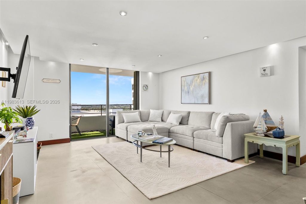 Photo of 2500 Parkview Dr #2319, Hallandale Beach, FL 33009 (MLS # A11983613)